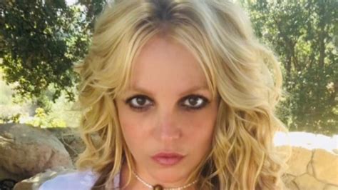 nude selfie girl|Britney posts full frontal nude selfie